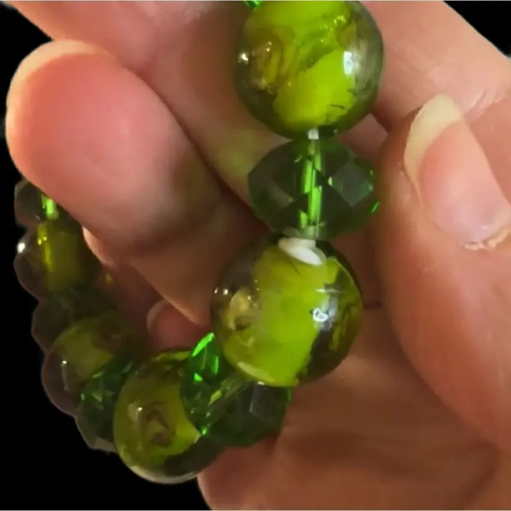 Going Green Art Glass & Flowers Stretch Bracelet